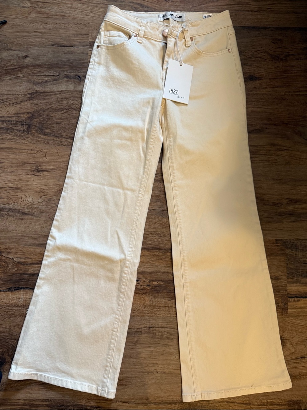 1822 Denim Cream Wide-Leg Jeans